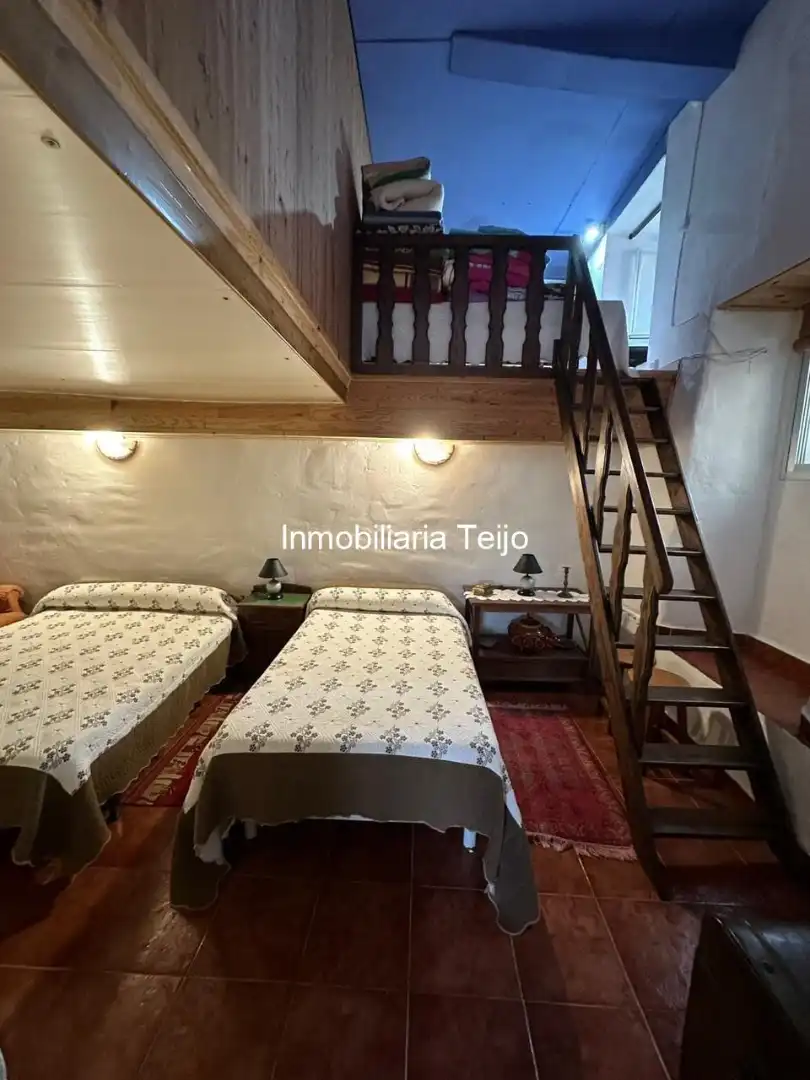 Bedroom of Houses for sale in Moeche