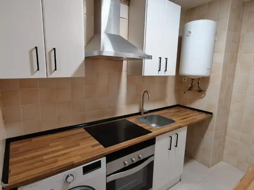 Kitchen of Flat for rent in Mocejón  with Furnished, Oven and Washing machine
