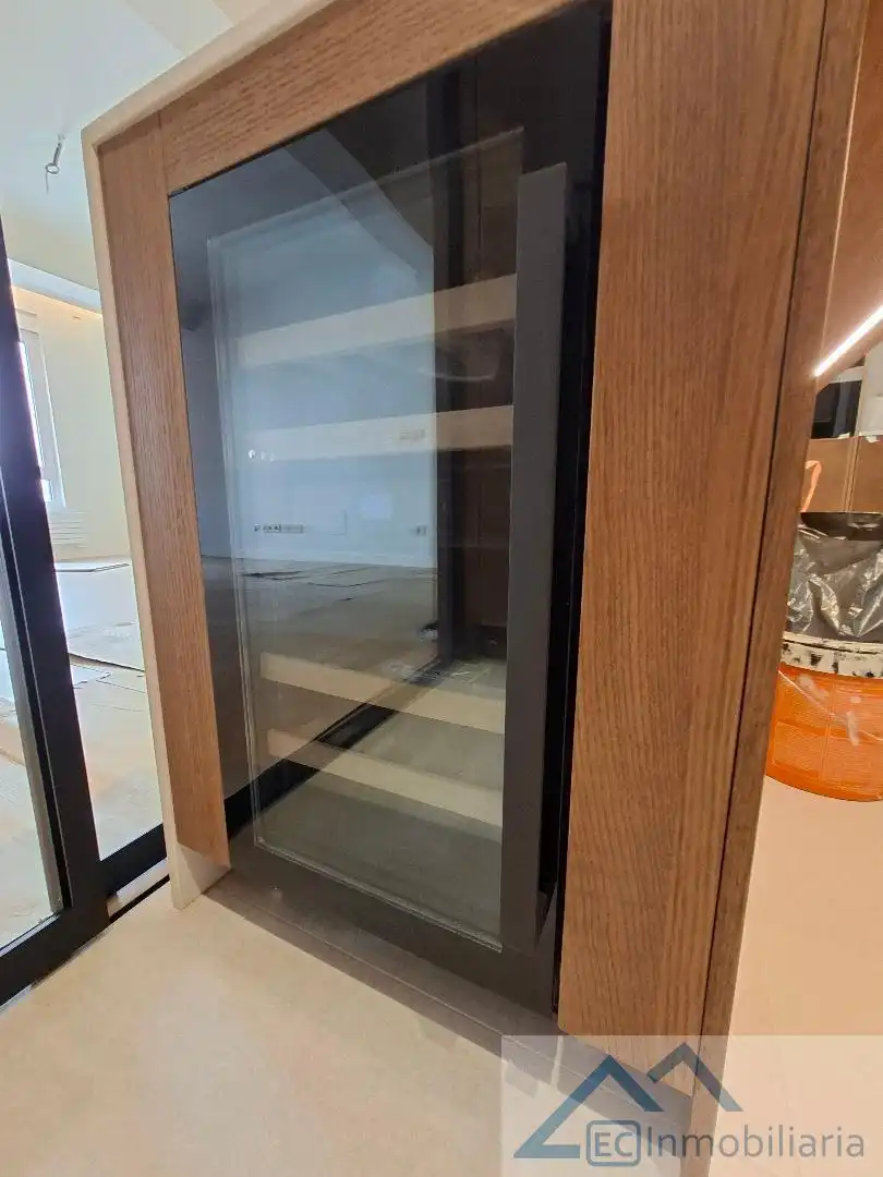 Piso en venta en Santander con Calefacción y Trastero