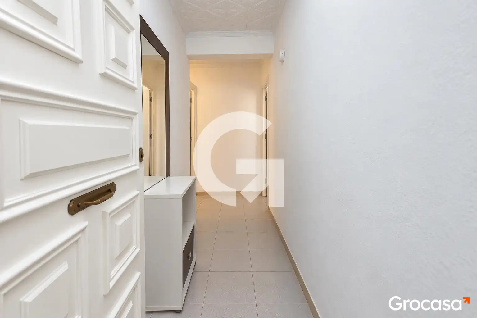 Piso en venta en Terrassa con Terraza, Amueblado y TV