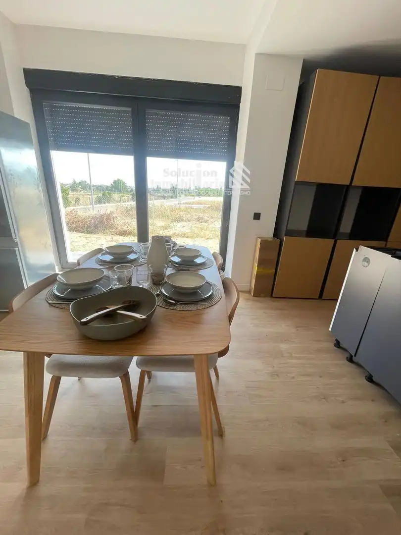 Casa adosada en venta en CALLE PEÑALARA, 14, Carbajosa de la Sagrada
