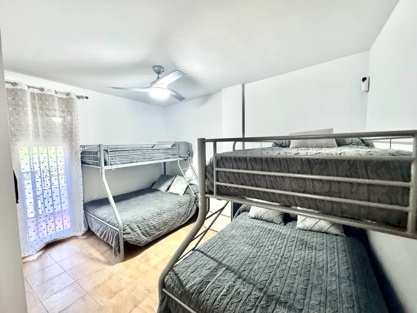 Apartamento en venta en Paterna del Río con Terraza, Trastero y Amueblado