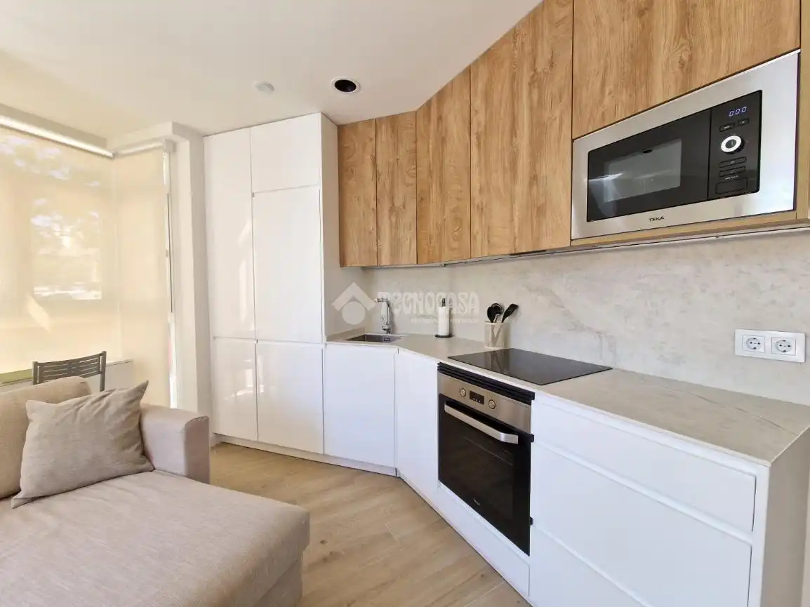 Cocina de Estudio en venta en Madrid con Aire acondicionado, Calefacción y Trastero