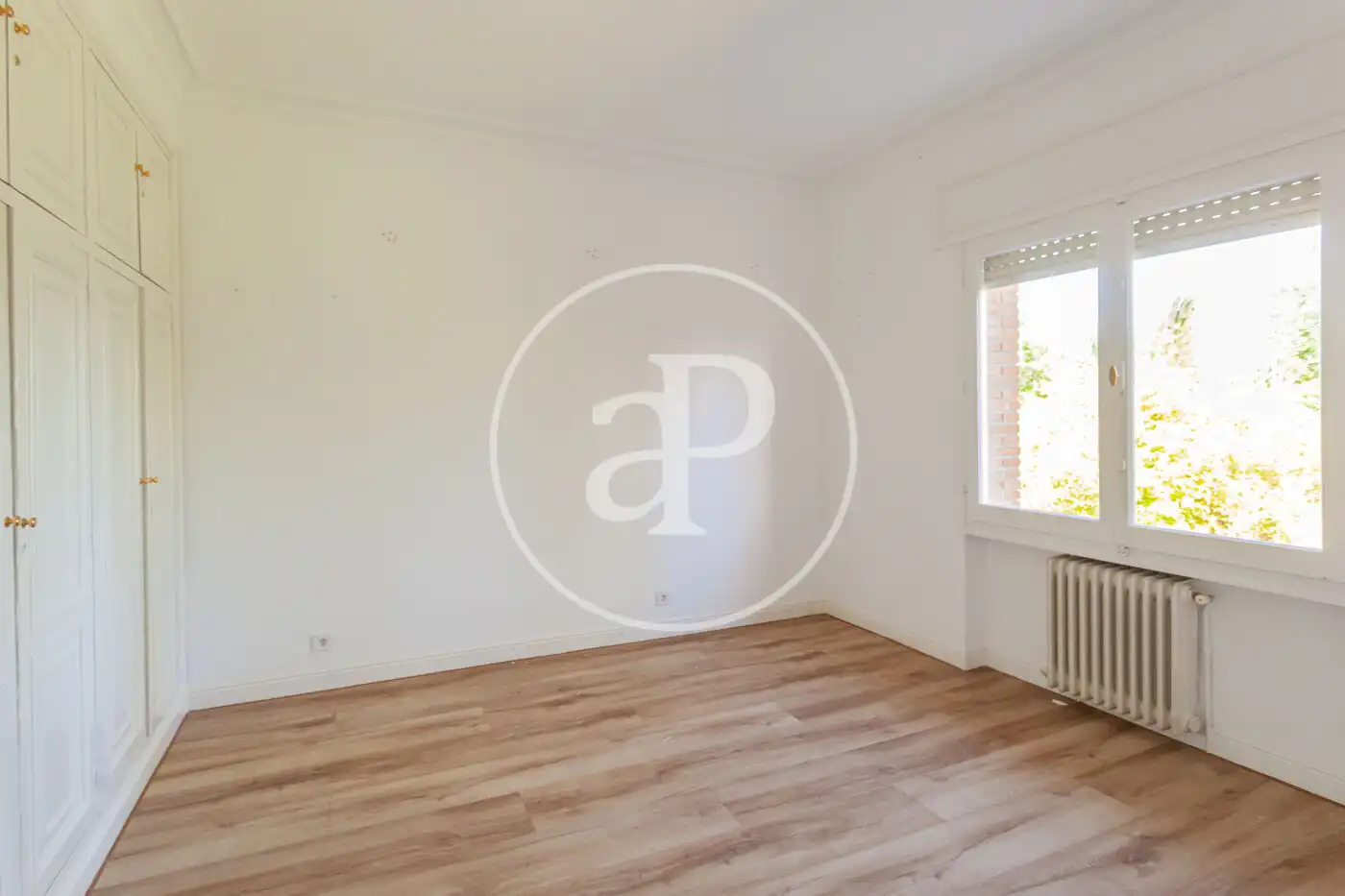 Bedroom of Houses for sale in Villanueva de la Cañada  with Air Conditioner, Heating and Private garden