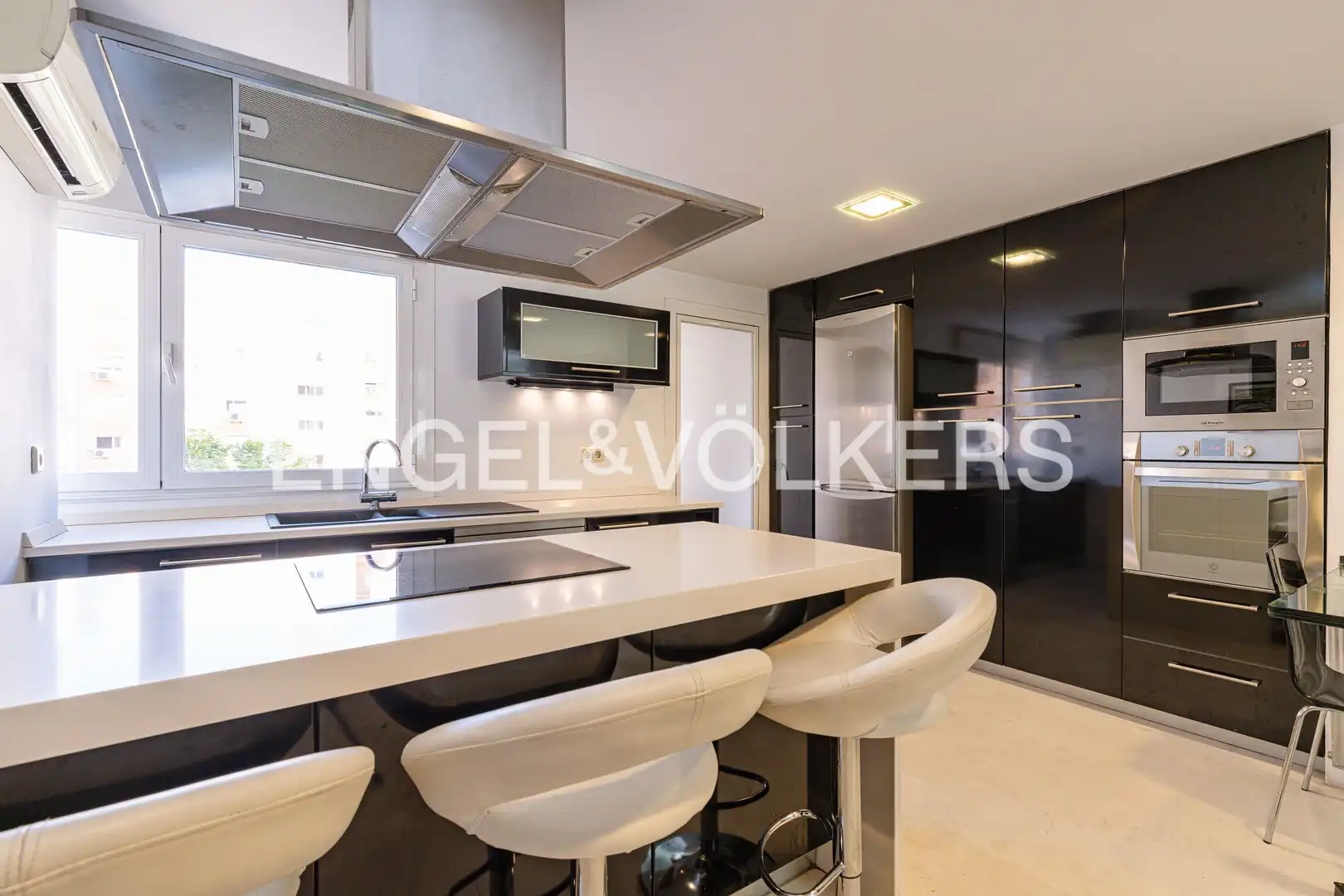 Cocina de Piso en venta en Madrid con Aire acondicionado, Calefacción y Trastero