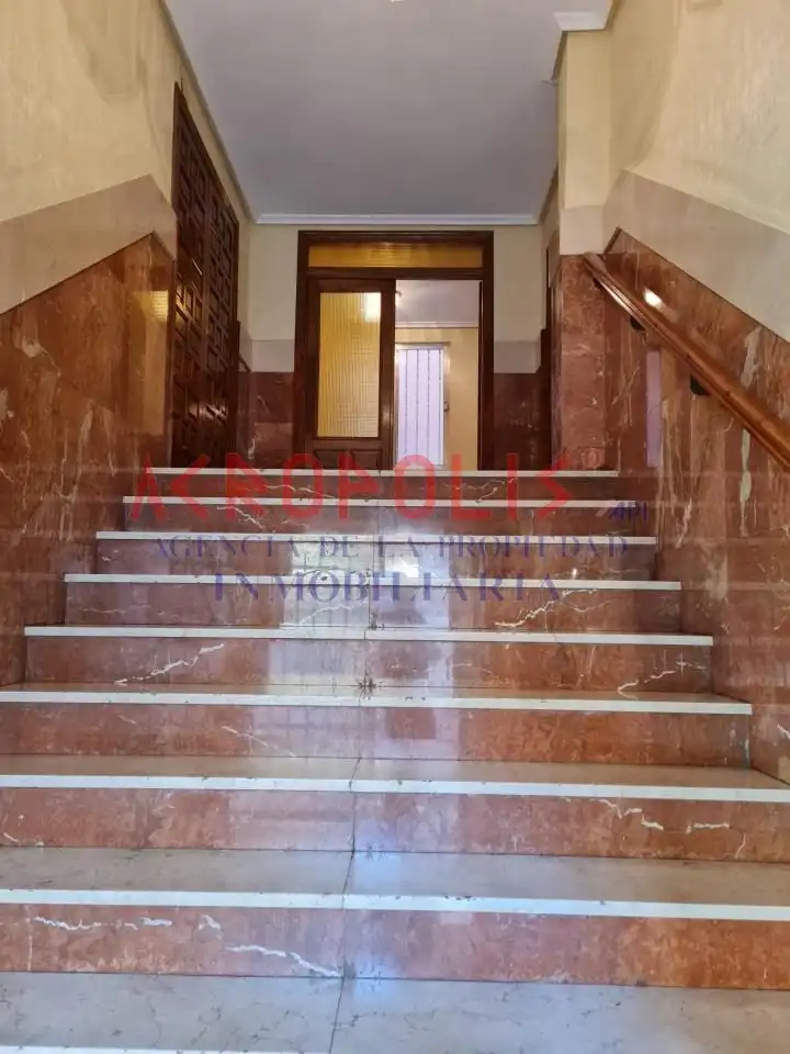 Flat for sale in Benavente  with Heating