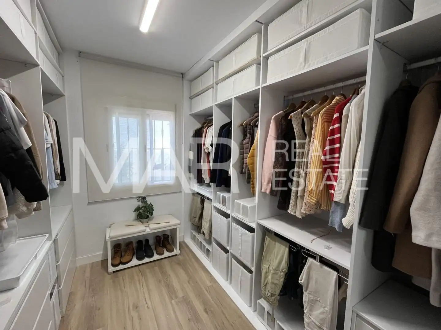 Bedroom of Houses for sale in Chiclana de la Frontera