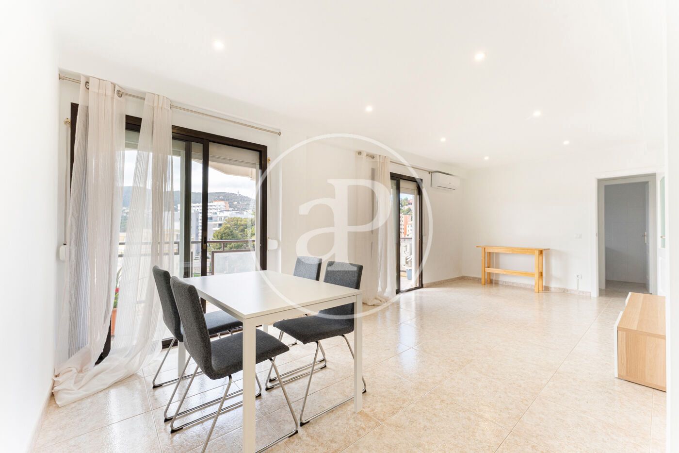 Außenansicht von Wohnung zur Miete in  Palma de Mallorca mit Klimaanlage, Heizung und Terrasse