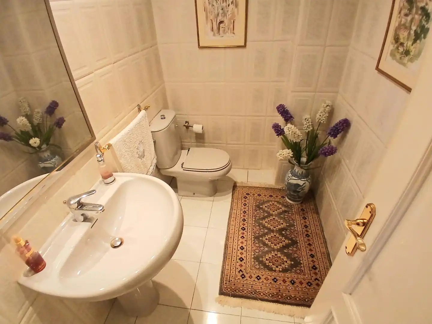 Bathroom of Flat for sale in Madrid  with Air Conditioner, Heating and Private garden