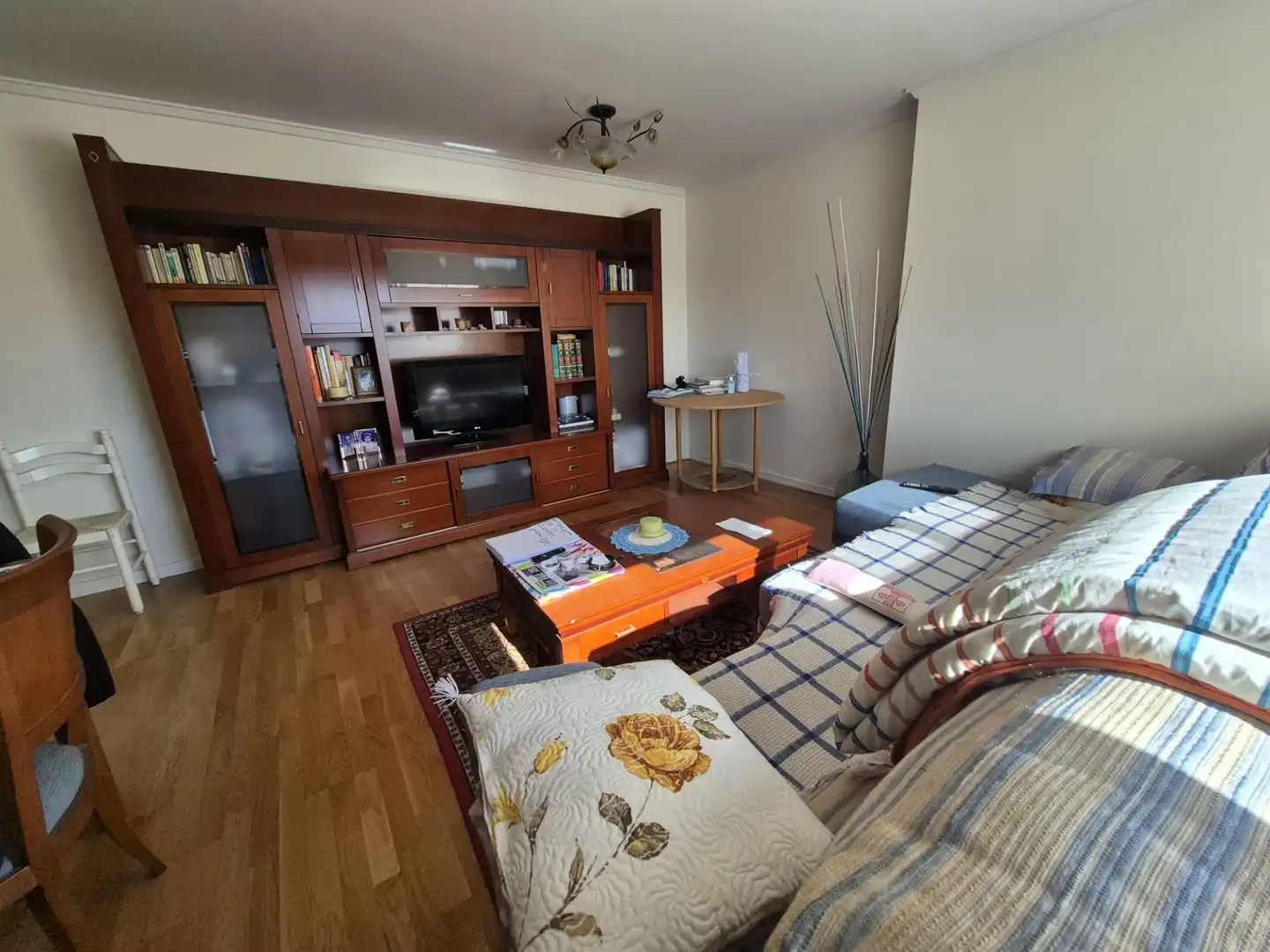 Sala de estar de Piso en venta en Ávila con Calefacción, Terraza y Trastero
