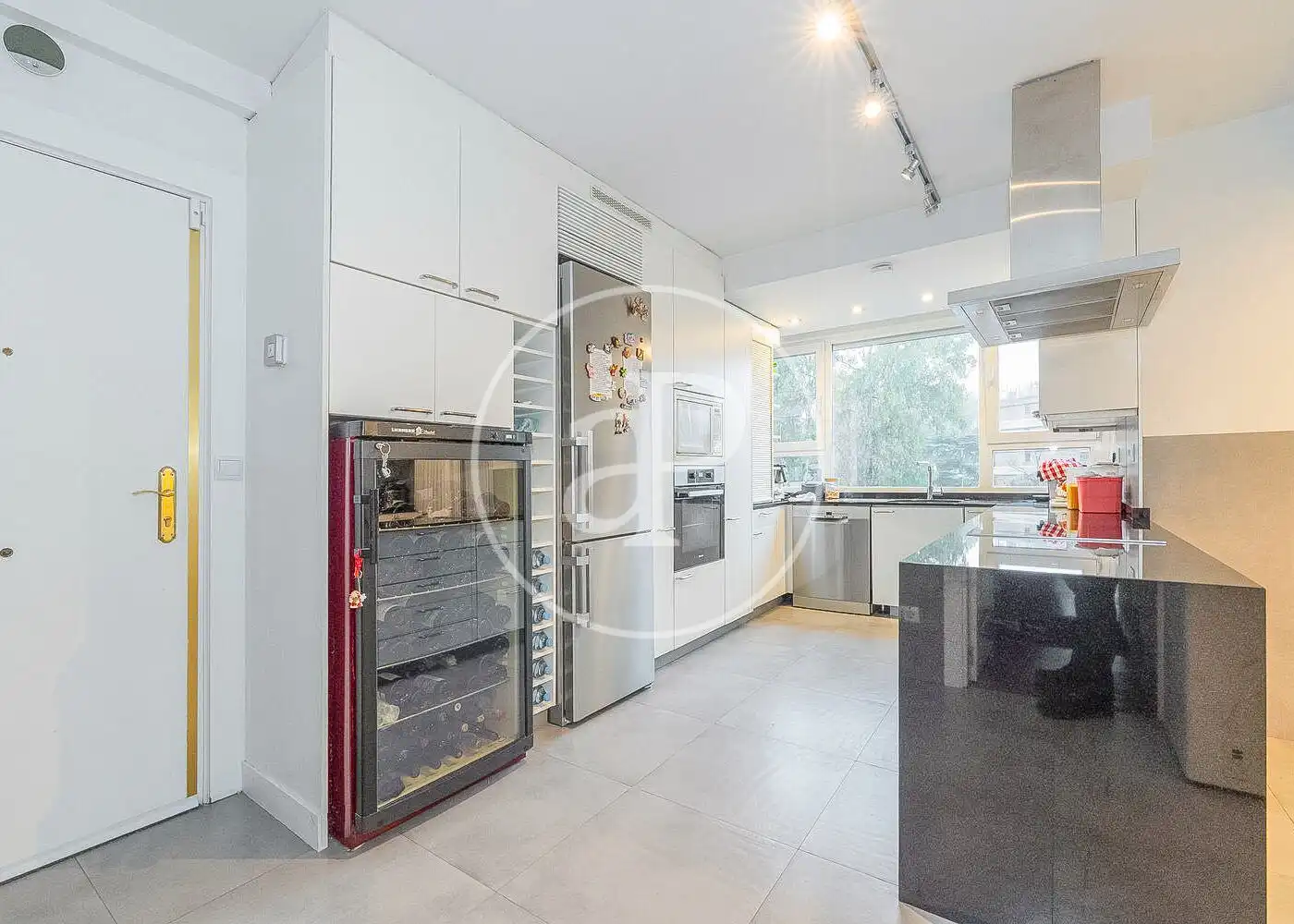 Kitchen of Flat for sale in La Moraleja  with Air Conditioner, Heating and Private garden