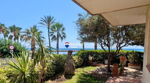 Foto 4 de Casa adosada en venda a Prat de Vilanova, Barcelona