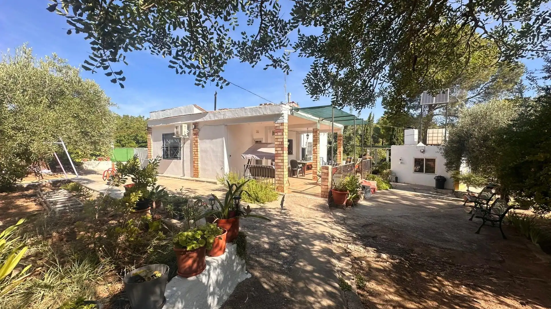 Exterior view of Houses for sale in Carlet  with Private garden, Terrace and Storage room