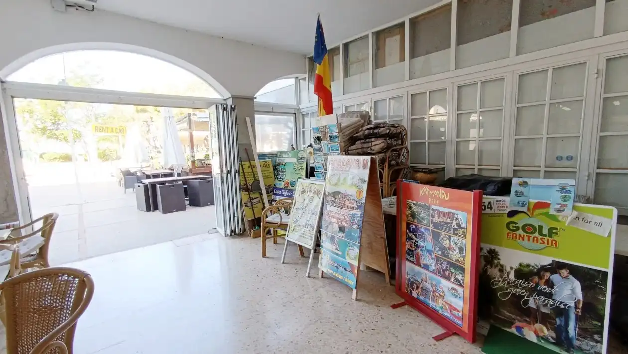 Local comercial en venda a 0, imagen 2