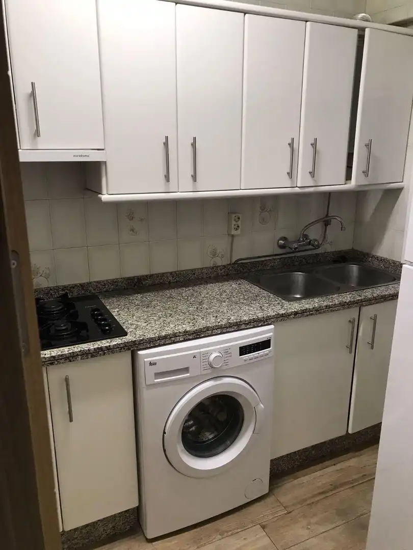 Cocina de Piso de alquiler en Huelva con Aire acondicionado