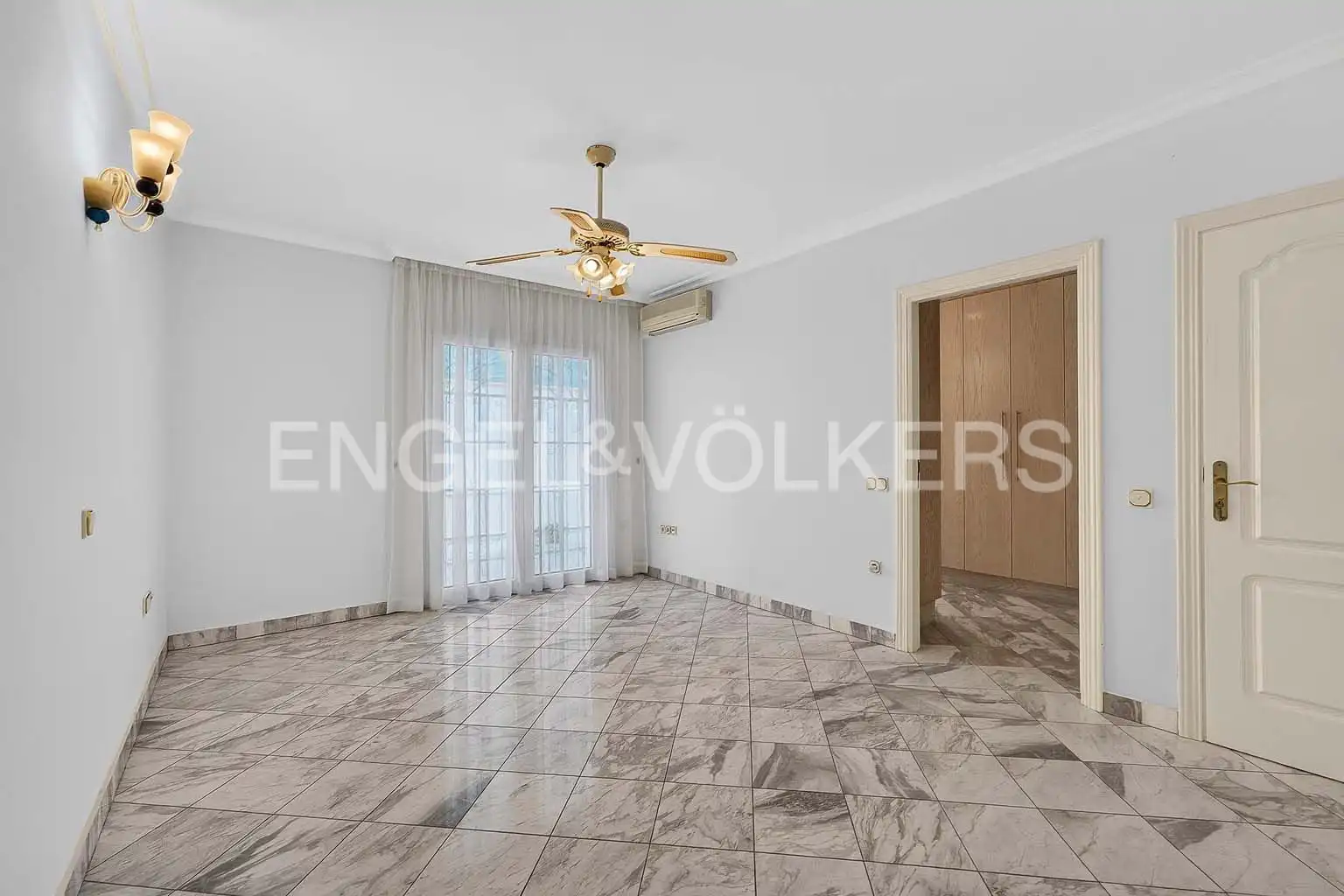 Houses for sale in Costa Adeje