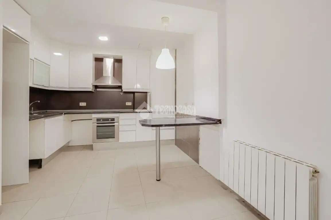 Cocina de Piso en venta en Rubí con Calefacción