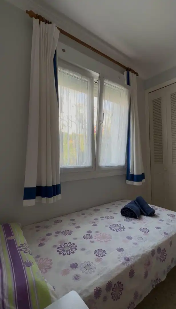 Dormitori de Apartament en venda en Oliva