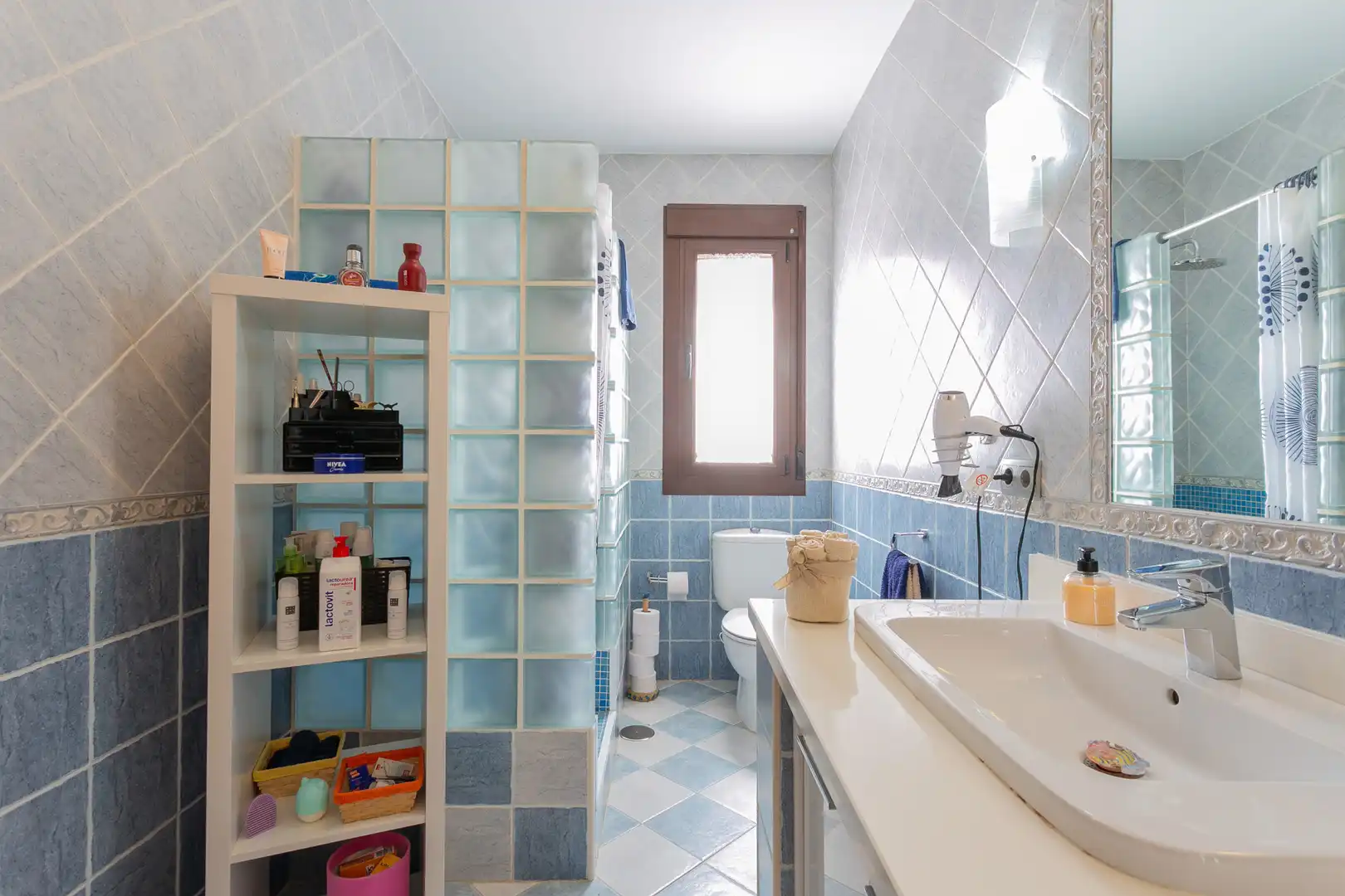 Baño de Casa o chalet en venta en Albolote con Aire acondicionado, Calefacción y Terraza