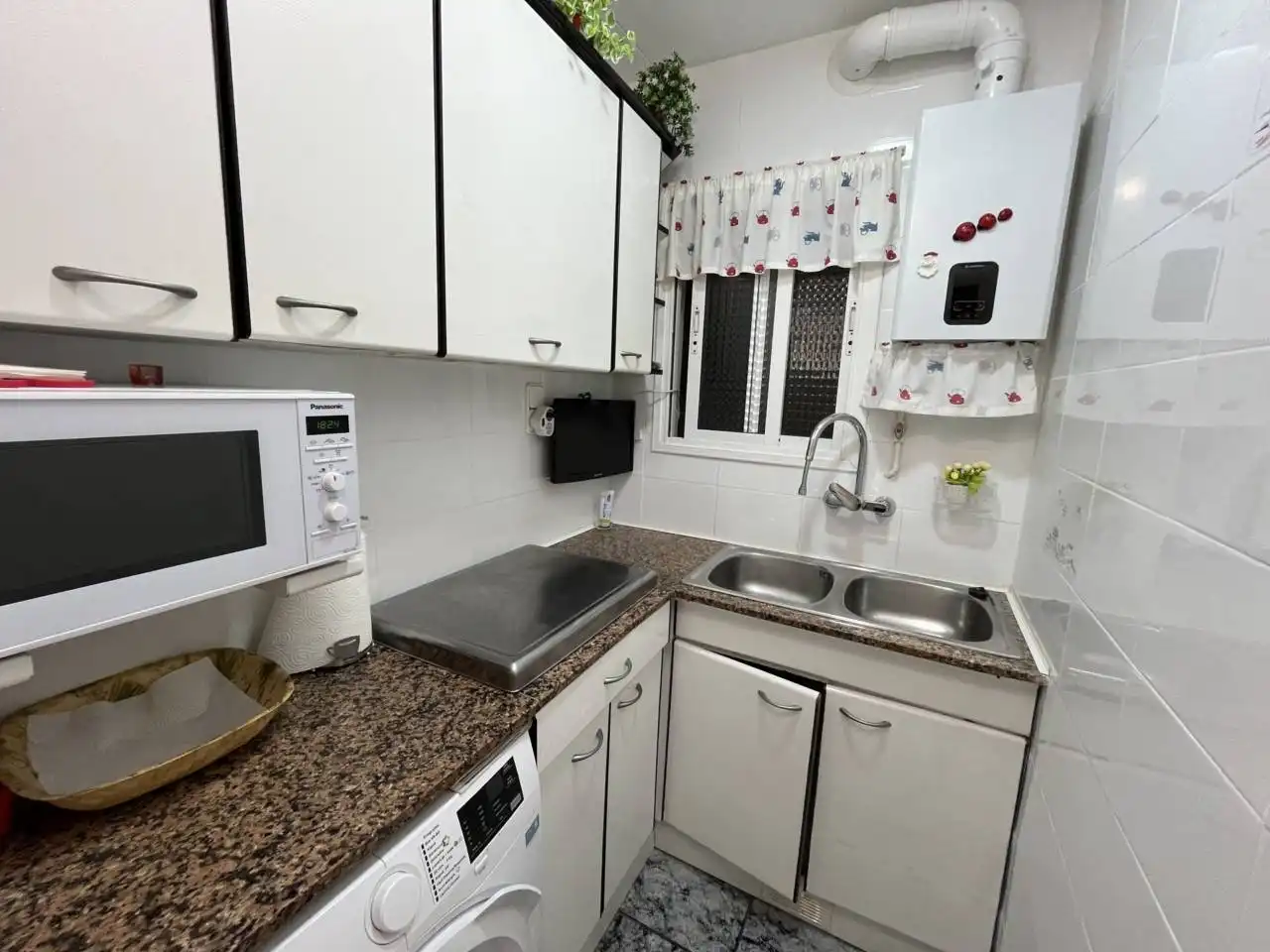 Cocina de Piso en venta en Barcelona con Aire acondicionado, Calefacción y Amueblado