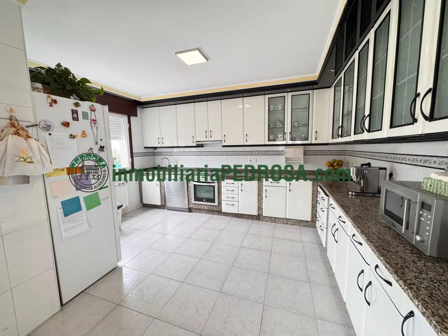 Houses for sale in PE REDONDO-S SALVADOR, San Salvador - Caeira