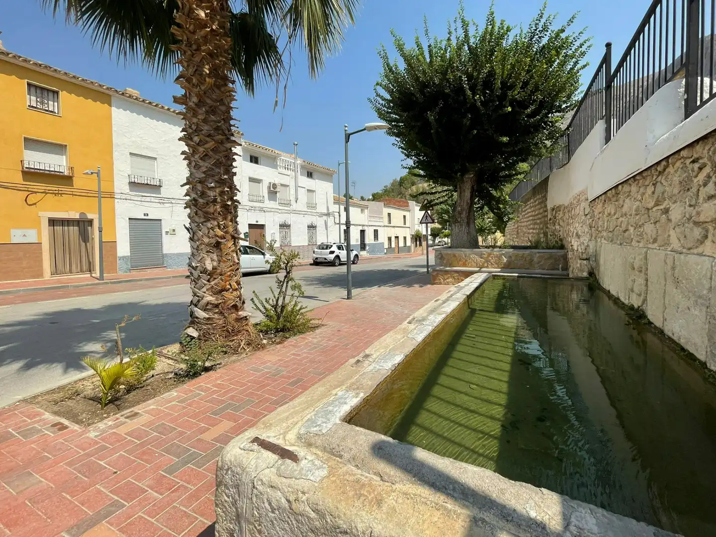 Exterior view of Flat for sale in Bedmar y Garcíez  with Storage room