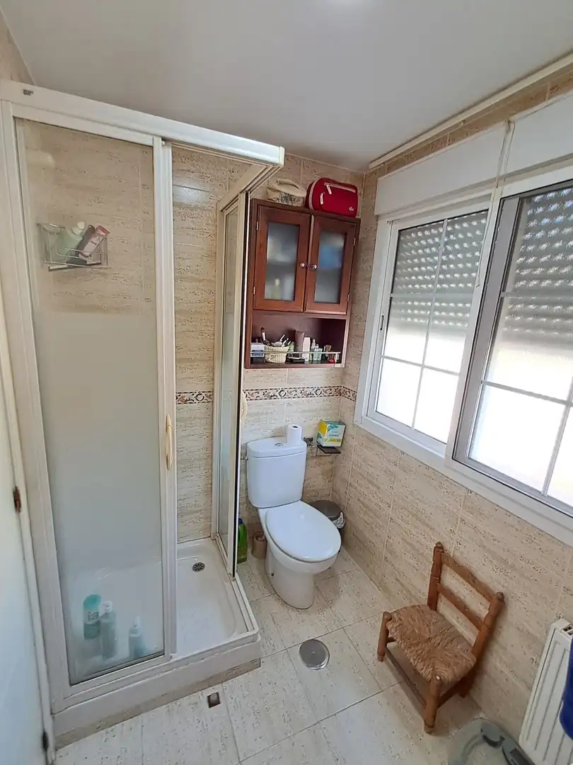 Badezimmer von Haus oder Chalet zum Verkauf in La Nucia mit Klimaanlage, Heizung und Terrasse