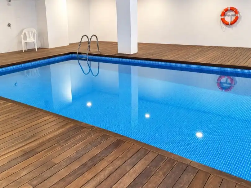 Piscina de Pis en venda en Dénia amb Terrassa, Moblat i Balcó