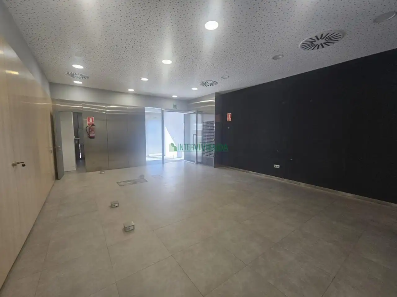 Commercial properties for rent in Vigo   with Air Conditioner