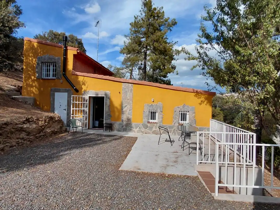 Vista exterior de Casa o chalet para compartir en Valdemaqueda con Calefacción, Jardín privado y Terraza
