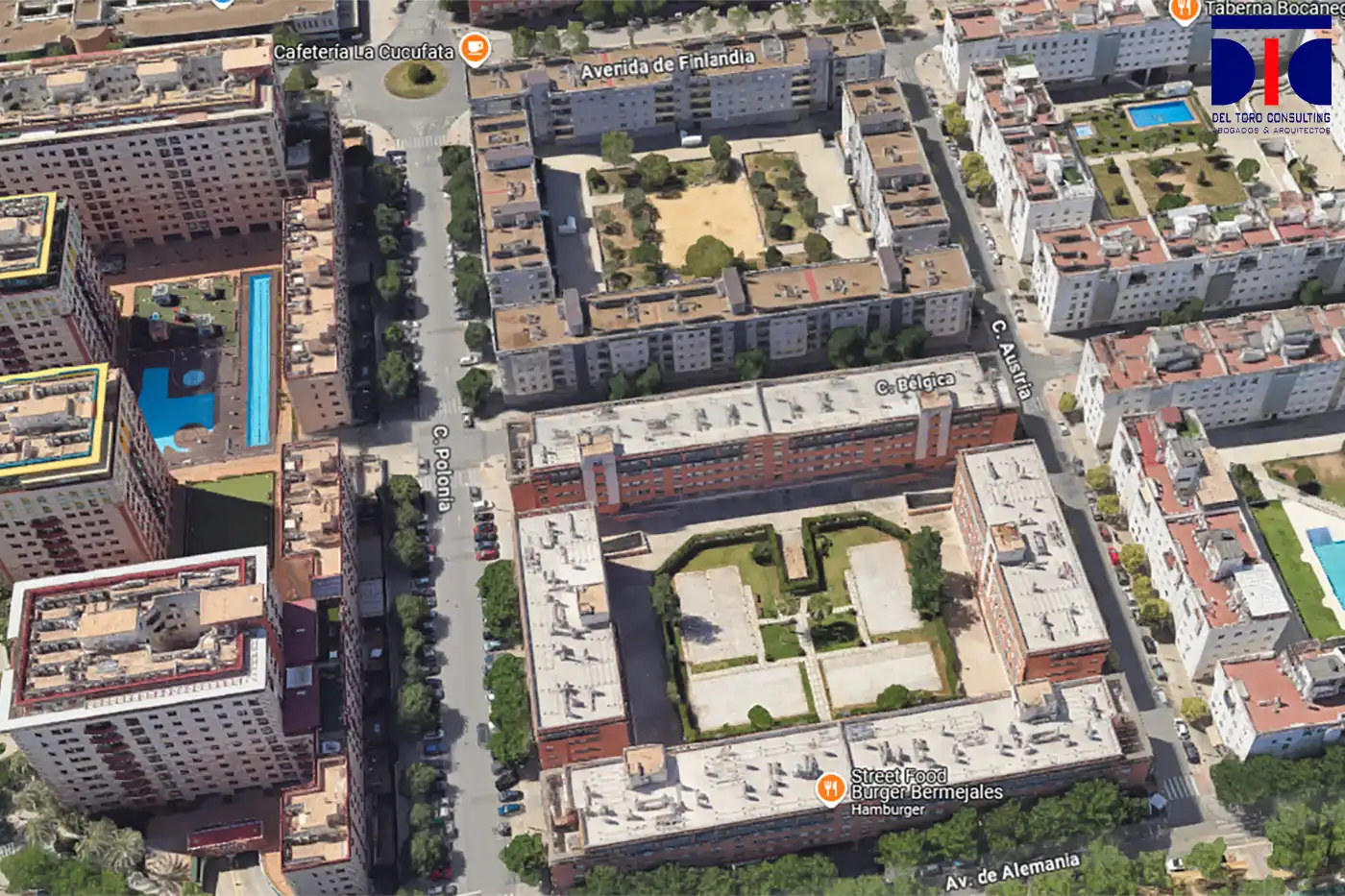 Exterior view of Flat for sale in Sevilla  with Air Conditioner, Heating and Storage room
