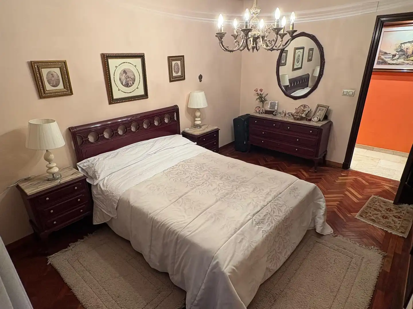 Habitación de Piso en venta en Ourense Capital  con Calefacción, Parquet y Terraza