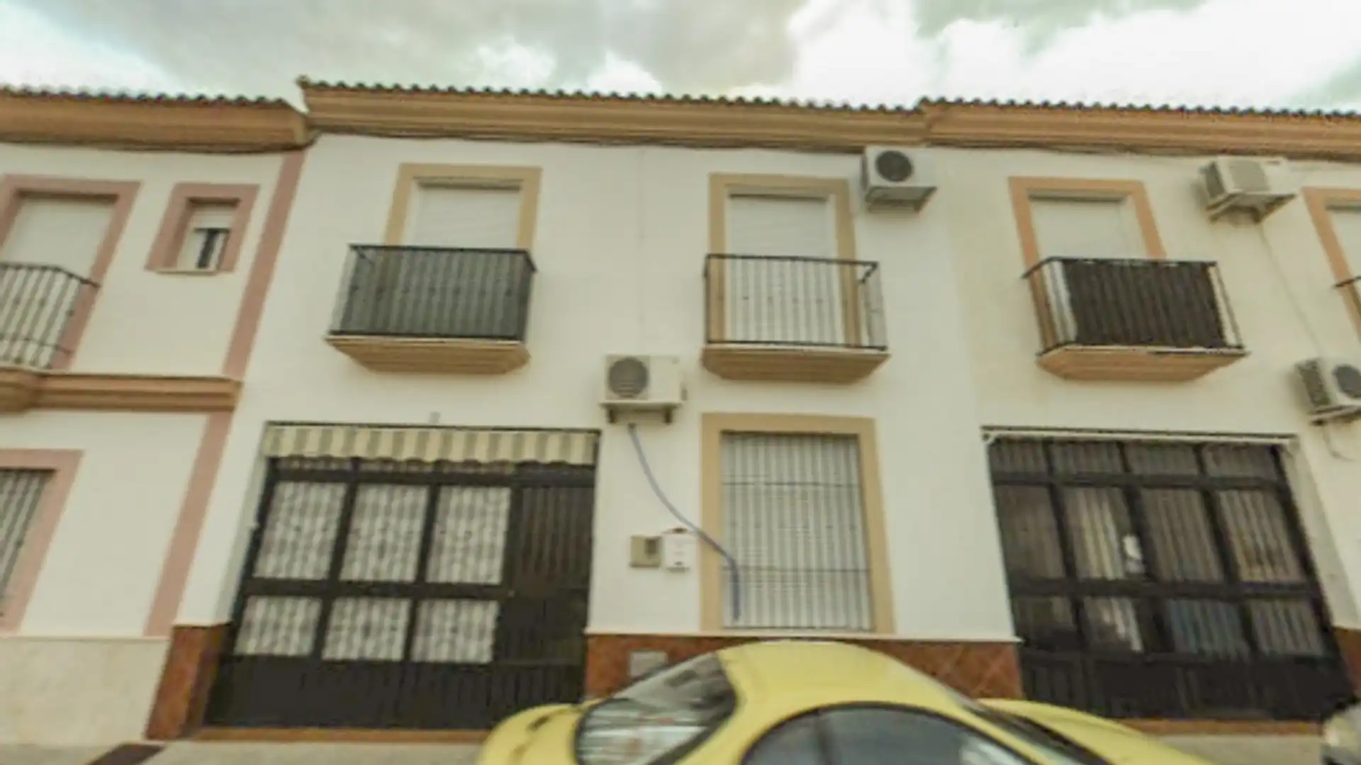 Vista exterior de Piso en venta en La Carlota