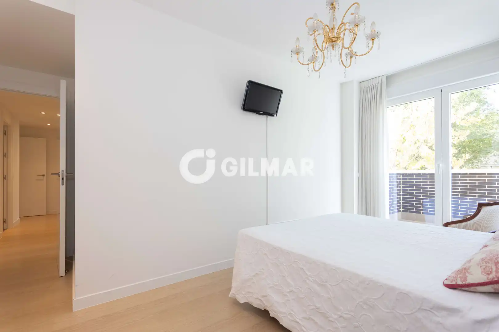 Habitación de Piso en venta en Madrid con Calefacción, Trastero y Piscina