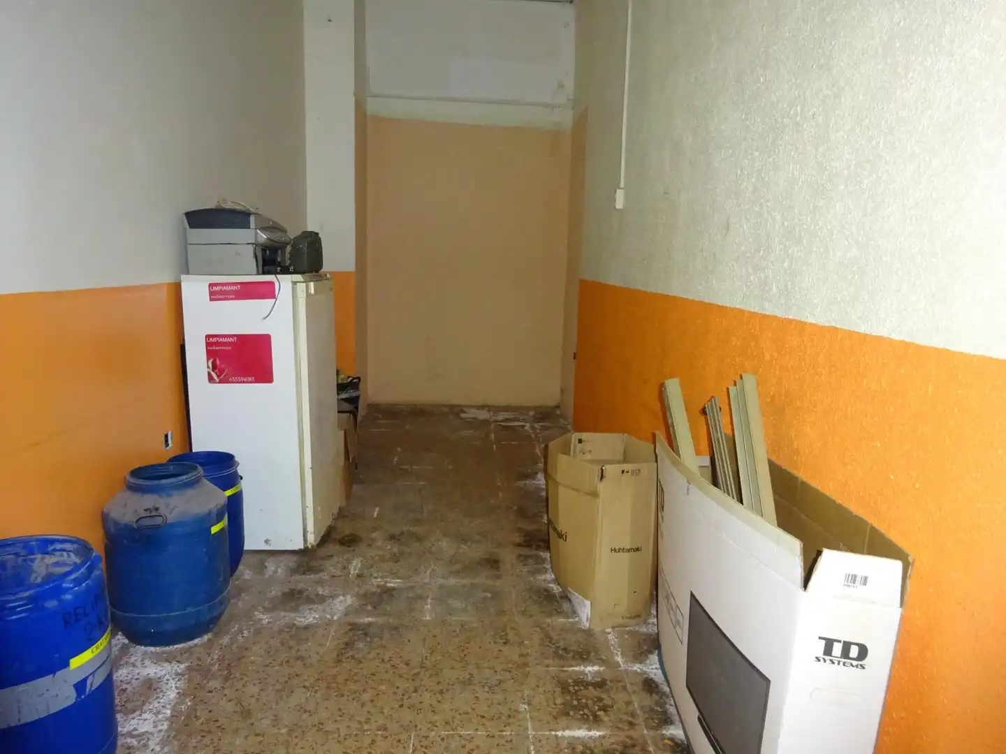 Local comercial en venda a Madrigal, imagen 12