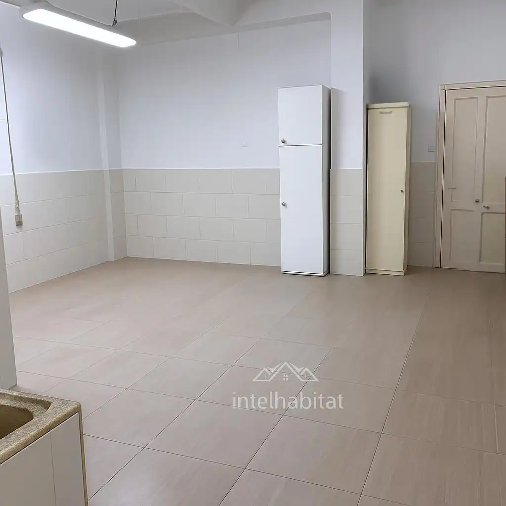 Local en venta en Mislata