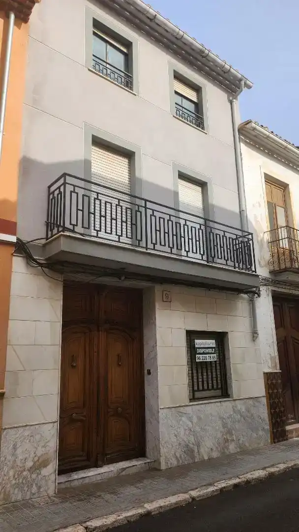 Vista exterior de Planta baixa en venda en La Llosa de Ranes amb Aire condicionat i Balcó