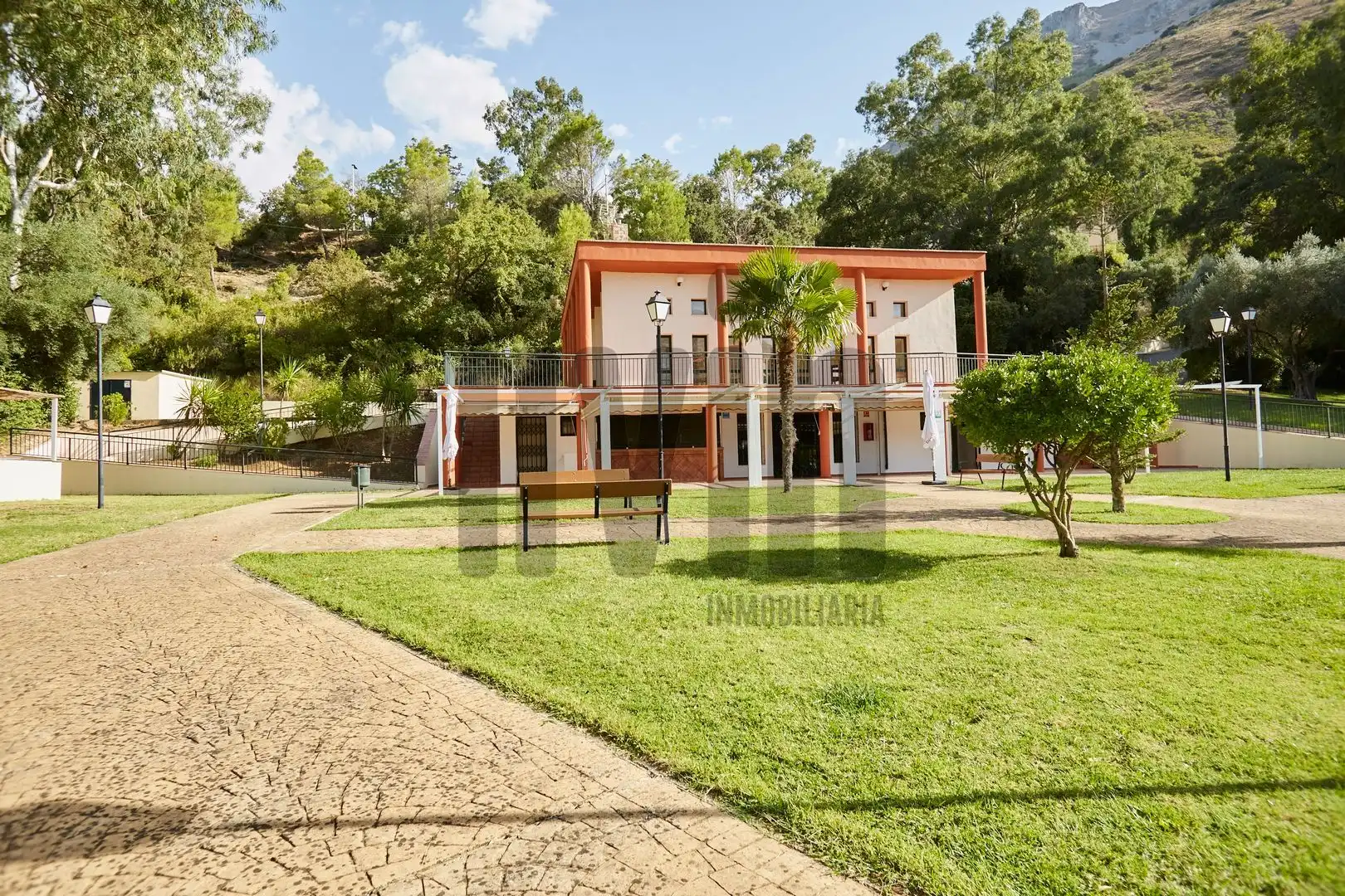 Garden of Houses for sale in Jaén  with Air Conditioner, Heating and Terrace