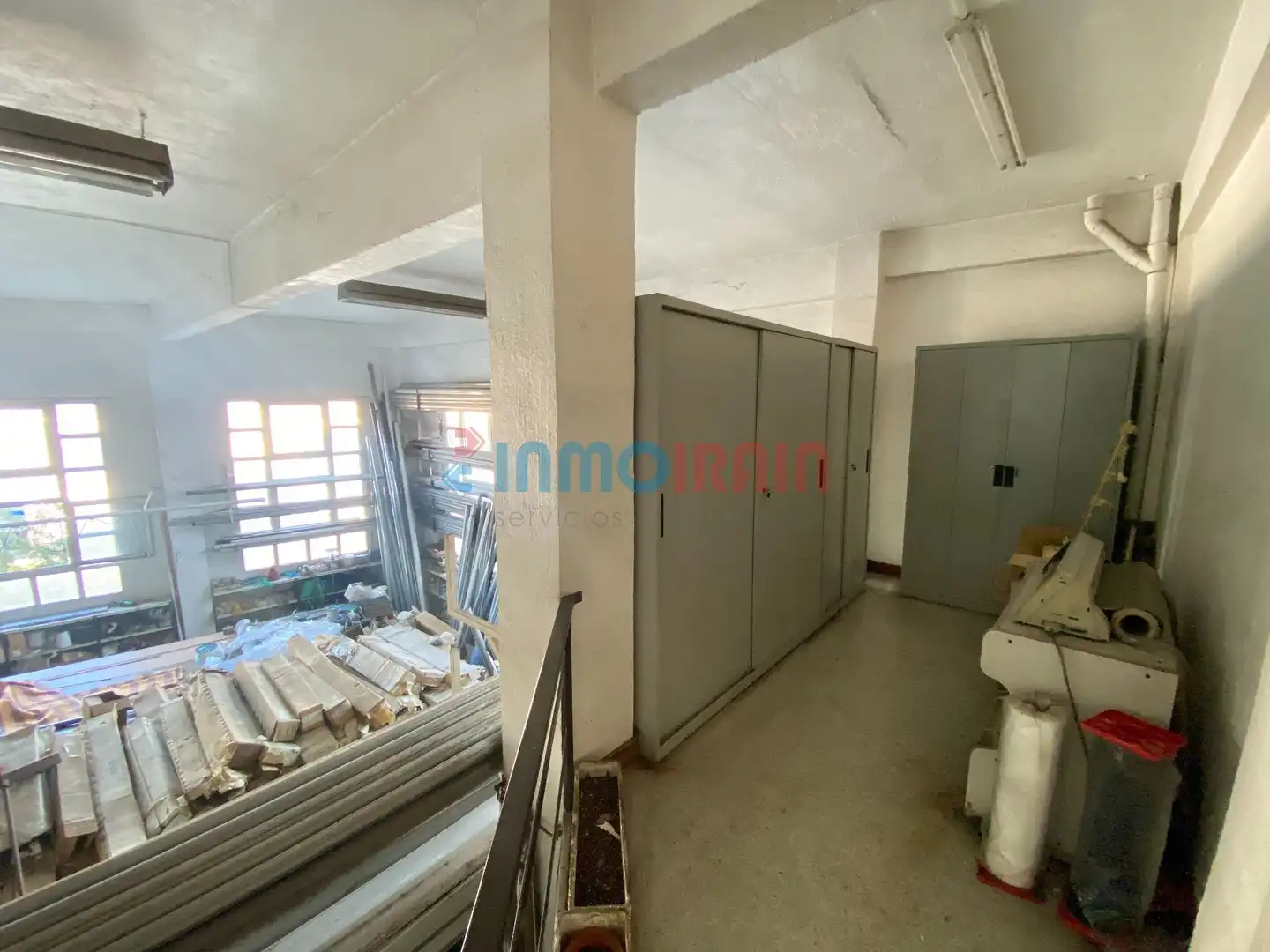 Industrial buildings for rent in Olaberria