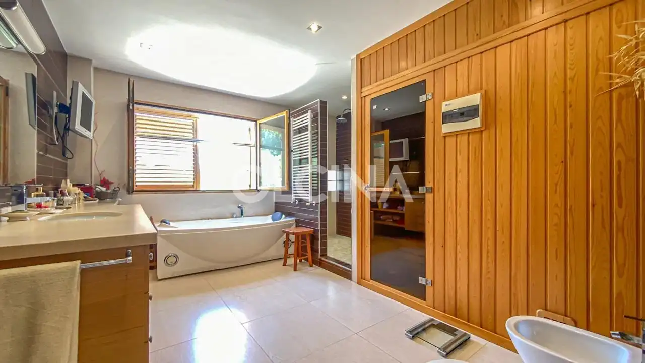 Baño de Casa o chalet en venta en Alcoy / Alcoi con Jardín privado, Terraza y Trastero