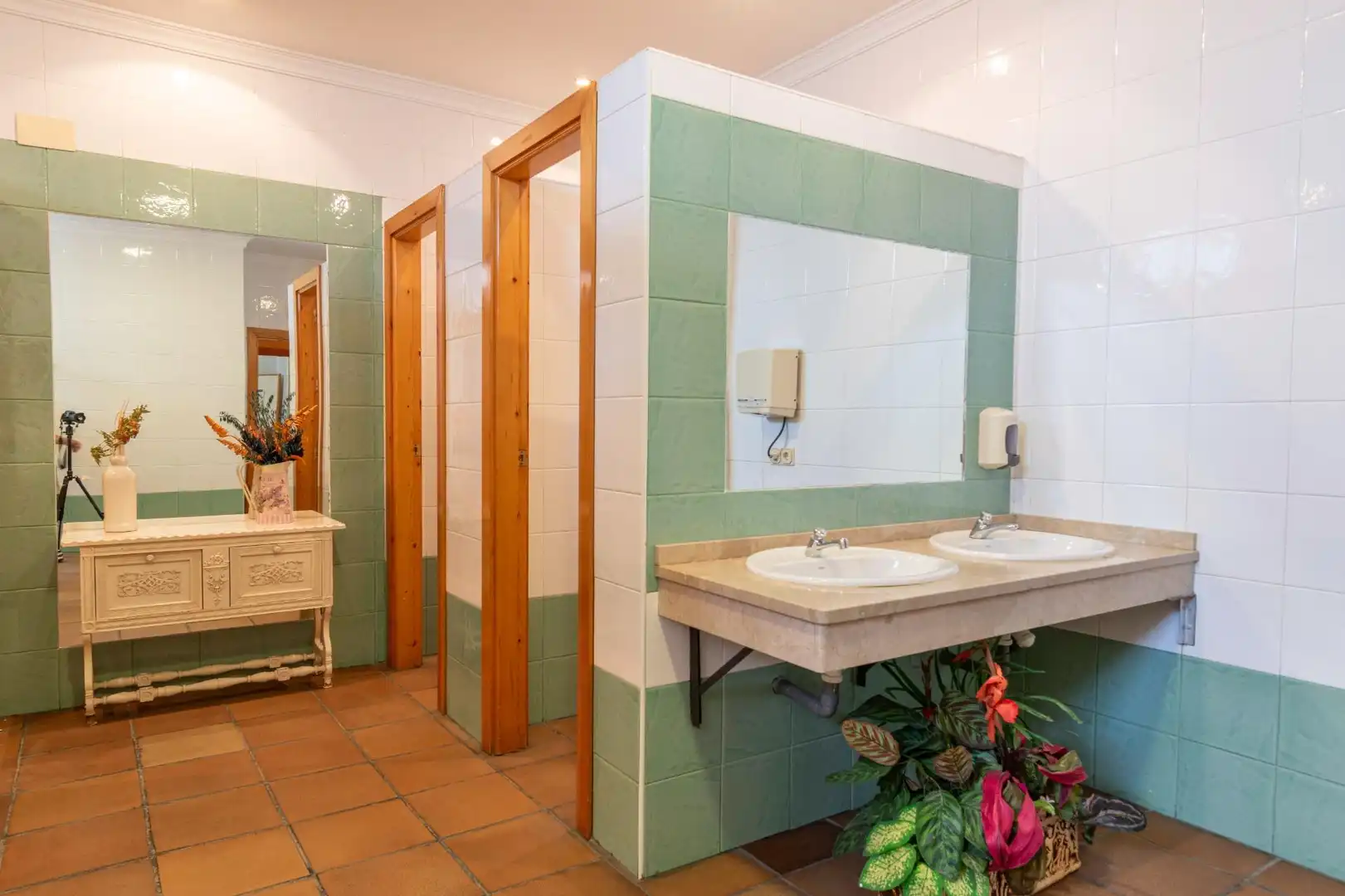 Baño de Local en venta en Gor con Aire acondicionado, Calefacción y Terraza