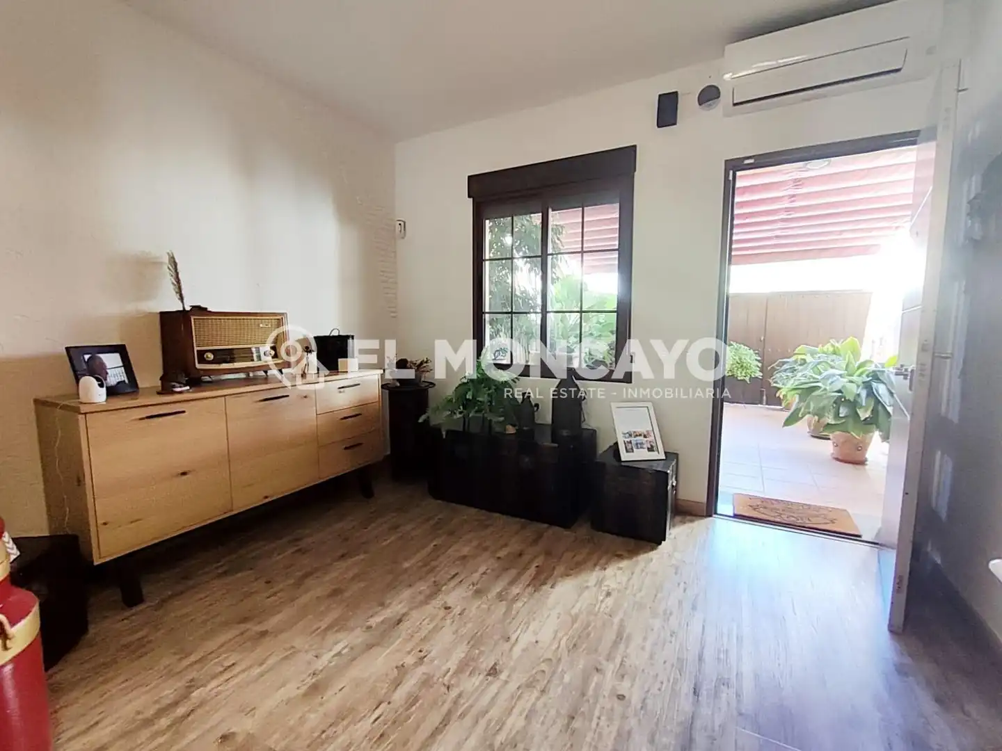 Casa adosada en venda en Torrevieja amb Aire condicionat, Calefacció i Jardí privat