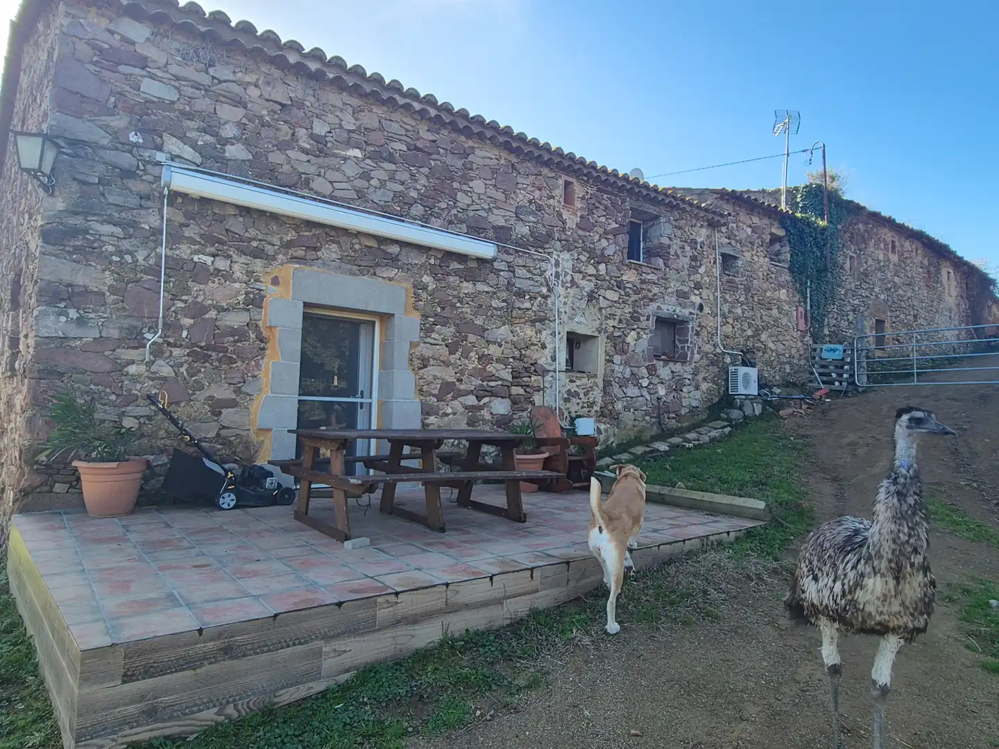 Vista exterior de Finca rústica en venta en Santa Eulàlia de Ronçana con Aire acondicionado, Calefacción y Jardín privado