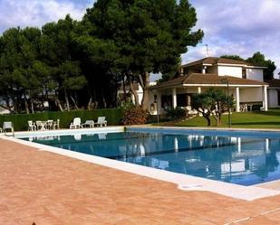 Piscina de Finca rústica en venda en El Vendrell amb Aire condicionat, Terrassa i Piscina