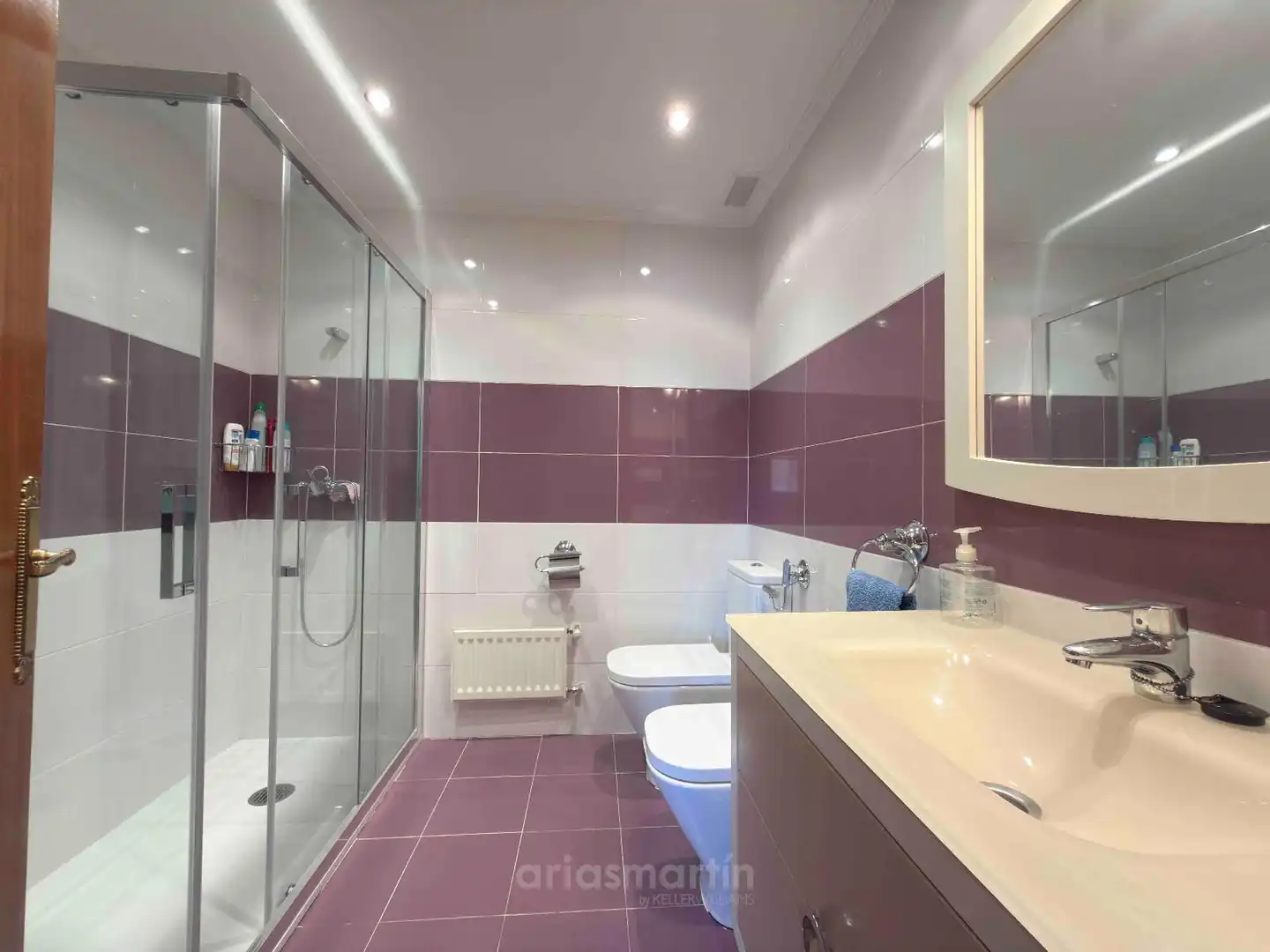 Baño de Piso en venta en Salamanca con Calefacción, Terraza y Trastero