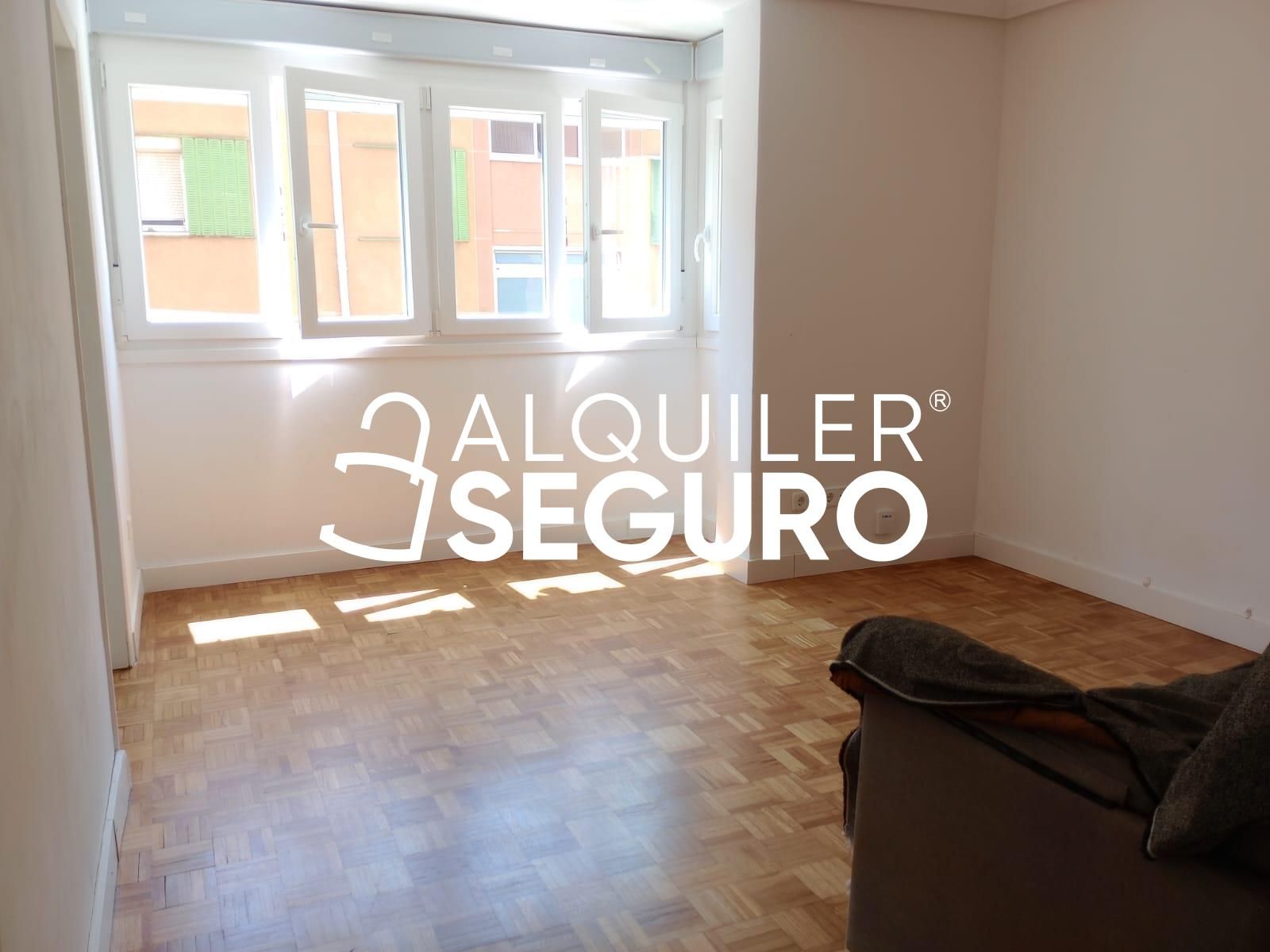 Bedroom of Flat to rent in  Madrid Capital
