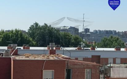 Vista exterior de Dúplex en venda en  Madrid Capital amb Aire condicionat