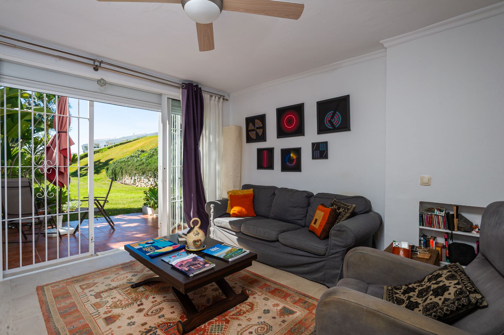 Dormitori de Apartament en venda en Marbella amb Aire condicionat, Terrassa i Moblat