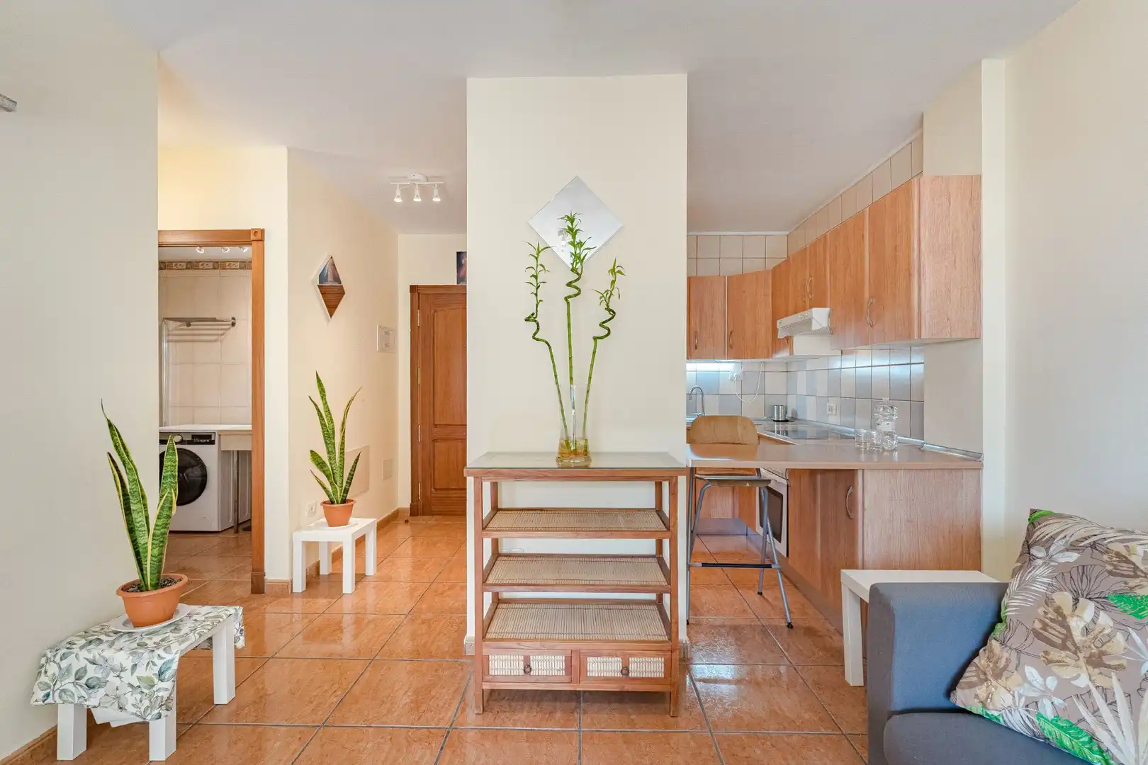 Cuina de Apartament de lloguer en San Miguel de Abona amb Moblat i Piscina comunitària