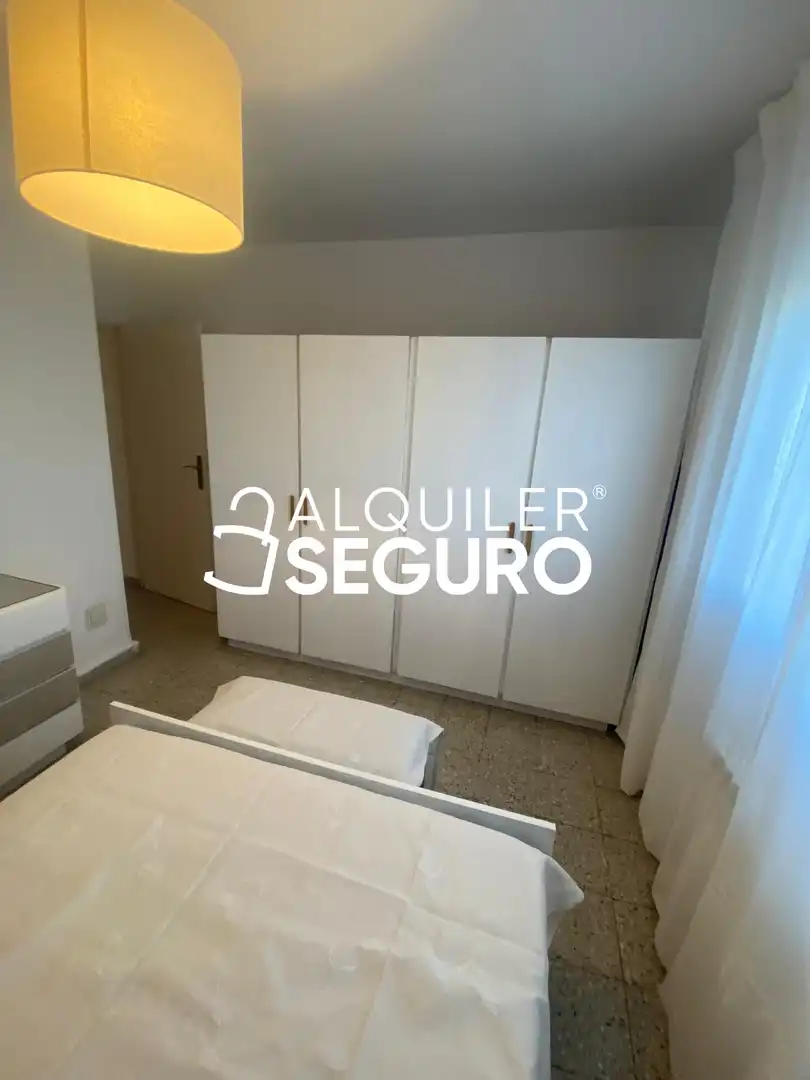 Habitación de Piso de alquiler en Guadalajara con Calefacción, Terraza y Amueblado